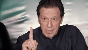 রাজপথে আন্দোলনই এখন একমাত্র পথ: ইমরান খান