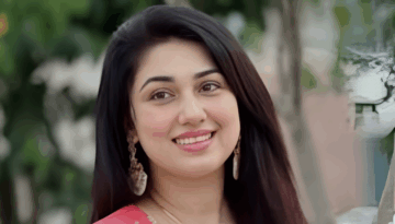 দুই বছর পর বড় পর্দায় ফিরছেন অপু বিশ্বাস