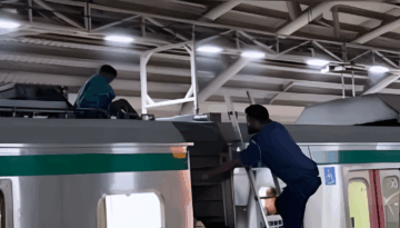 মেট্রোরেলের ছাদে কিশোর, বড় দুর্ঘটনা এড়ানো গেছে: ডিএমটিসিএল এমডি