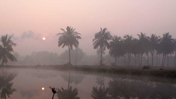 অগ্রহায়ণেই মাঘের শীত: কুড়িগ্রামের চরাঞ্চলে কাঁপছে লাখো মানুষ