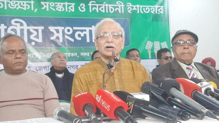 রাজনীতিবিদরা সদাচরণ করলে নির্বাচনে কোনো ঝুঁকি থাকবে না : সুজন সম্পাদক