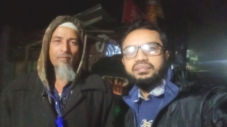 প্রচণ্ড শীতে বাঁশির সুরে নির্ঘুম পাহারা – নীরব নিরাপত্তার নাম কফিল