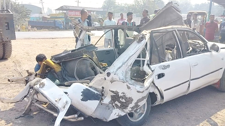 নরসিংদীর শিবপুরে প্রাইভেটকারে ভয়াবহ বিস্ফোরণ