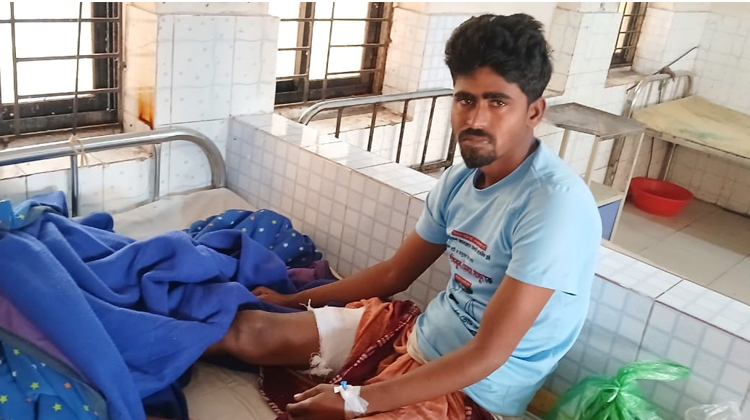 বাউফলে জামায়াত কর্মীকে অপহরণ করে কুপিয়ে জখমের অভিযোগ