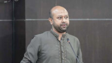 বরিশাল-৩ আসনে প্রতিদ্বন্দ্বিতা: ফেসবুক ভিডিওতে অর্থসহায়তার আবেদন ফুয়াদের