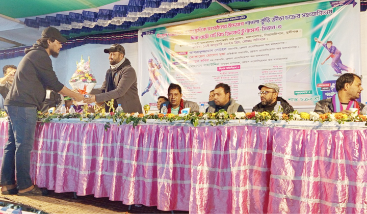 ঐতিহ্যবাহী মালখানগরের ষোলআনী মাঠে দিবা-রাত্রি শর্ট পিচ ক্রিকেট টুর্নামেন্ট সিজন–৩ এর ফাইনাল অনুষ্ঠিত