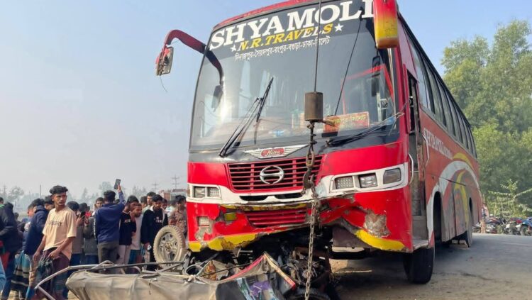 বাহুবলে সড়ক দুর্ঘটনায় অটোচালক নিহত