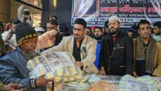 খালেদা জিয়ার রুহের মাগফিরাত কামনায় দোয়া ও শীতার্তদের মাঝে কম্বল বিতরণ করলেন বিএনপি নেতা জাকির খান