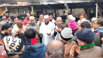 দাগনভূইয়ায় অগ্নিকাণ্ডে ক্ষতিগ্রস্ত দোকান পরিদর্শনে মুফতি আব্দুল হান্নান