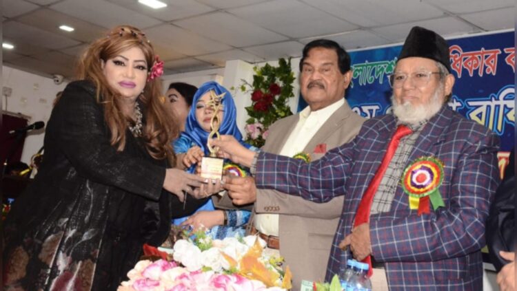 সঙ্গীত শিল্পী সোহেলী সুলতানার হিউম্যান রাইটস বাইফা অ্যাওয়ার্ড অর্জন