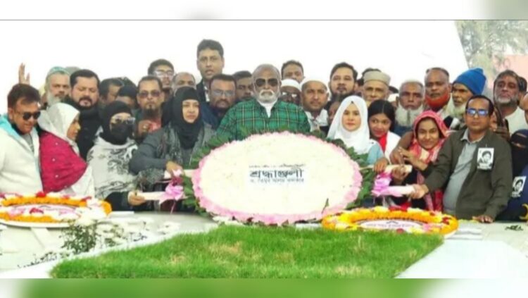 খালেদা জিয়ার কবর জিয়ারত করলেন অ্যাডভোকেট তৈমূর আলম খন্দকার