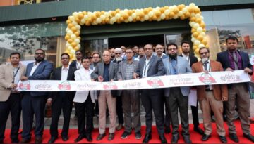 ঐতিহ্যের স্বাদে আধুনিক ছোঁয়া: যাত্রা শুরু করলো ‘হেরিটেজ কাবাব এন্ড রেস্টুরেন্ট’