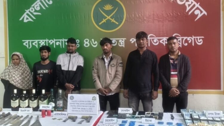 সায়দাবাদে সেনা অভিযানে বিপুল মাদক ও অস্ত্র উদ্ধার, আটক ৬