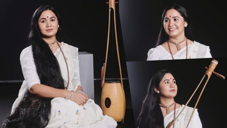 গুরুবাক্যের পথে বাউল সাধনা: ডলি মণ্ডলের গানের যাত্রা