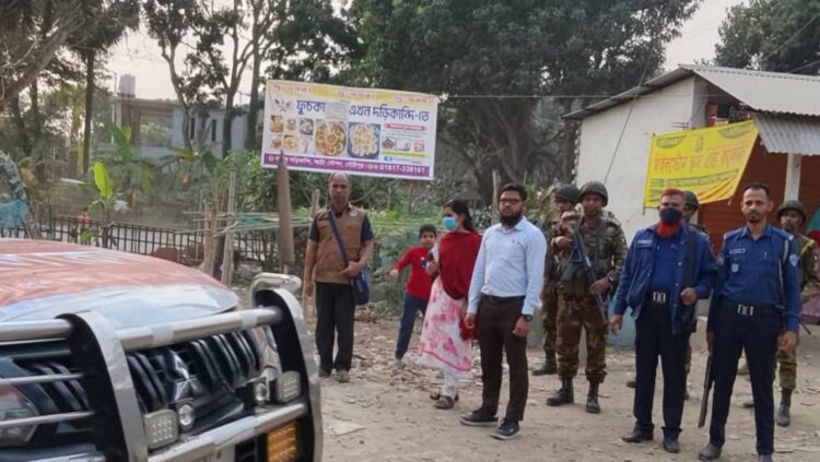 তিতাসে নির্বাচনি আচরণবিধি মনিটরিংয়ে মাঠে এক্সিকিউটিভ ম্যাজিস্ট্রেট