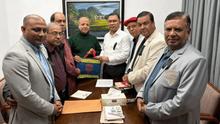 তারেক রহমানের সঙ্গে জাতীয় প্রেস ক্লাবের নবনির্বাচিত কমিটির সৌজন্য সাক্ষাৎ