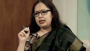 নিজের রাজনীতি চালিয়ে যাওয়ার ঘোষণা রুমিন ফারহানার