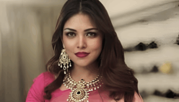 হাসপাতালের অব্যবস্থাপনা নিয়ে ক্ষোভ ঝাড়লেন পিয়া জান্নাতুল