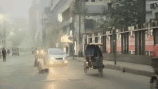 রাজধানীতে ঘন কুয়াশা, শীত আরও তীব্র হওয়ার আশঙ্কা