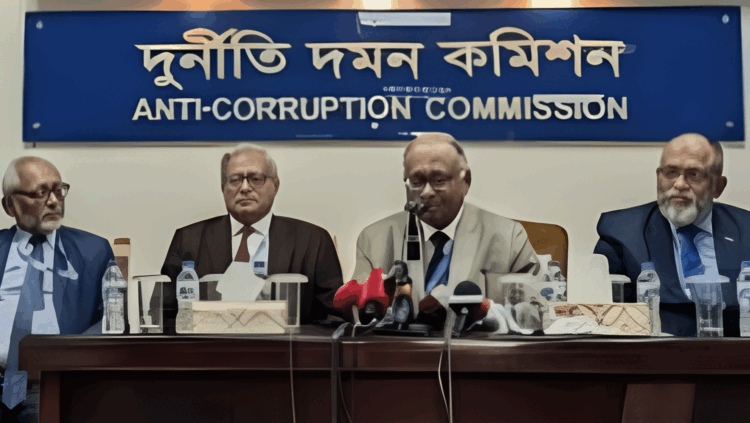 হলফনামা যাচাই হলে হাসিনার প্রার্থিতা বাতিল হতো: দুদক