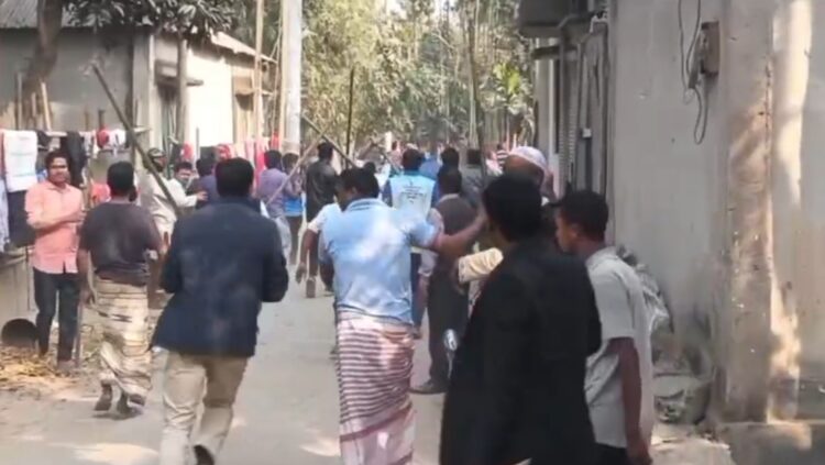 হাতীবান্ধায় বিএনপি-জামায়াত সংঘর্ষে আহত ২০