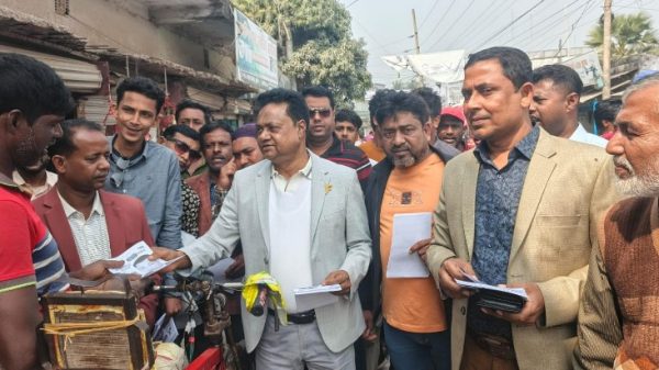 কয়রা-পাইকগাছায় ধানের শীষে ভোট চাইতে মাঠে বিএনপি