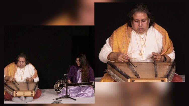 ইন্ডিয়া হ্যাবিটেট সেন্টারে শততন্ত্রী বীণার মোহে দর্শক