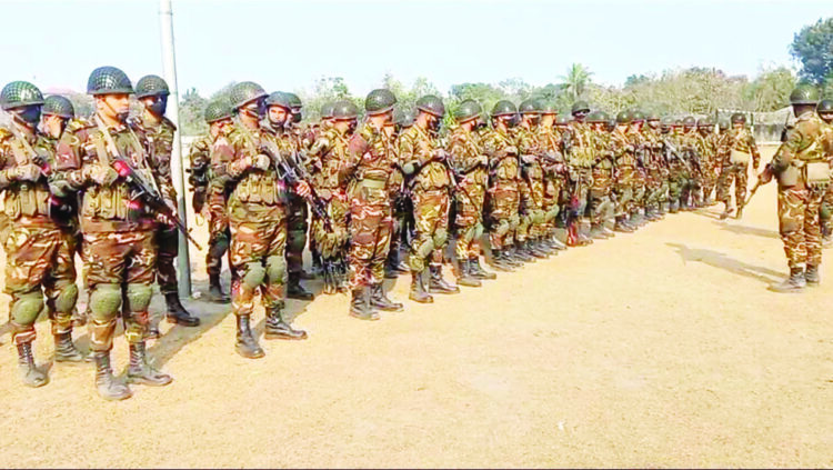 পঞ্চগড়ে সেনাবাহিনীর নির্বাচনকালীন নিরাপত্তা মহড়া অনুষ্ঠিত