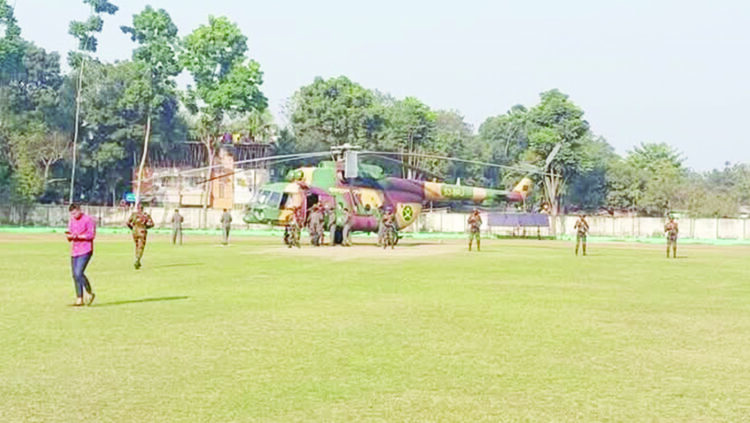 নির্বাচনী বিশৃঙ্খলা ঠেকাতে ঠাকুরগাঁওয়ে সেনাবাহিনীর বিশেষ কমান্ডো মহড়া