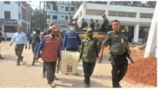 ব্রাহ্মণবাড়িয়ায় ৬ আসনে ৪৮ প্রার্থী, প্রস্তুতি সম্পন্ন: কেন্দ্রে কেন্দ্রে পৌঁছে যাচ্ছে নির্বাচনী সরঞ্জাম