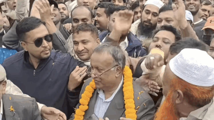 হোমনা-তিতাসে নির্বাচনী উত্তাপ, এগিয়ে স্বতন্ত্র প্রার্থী