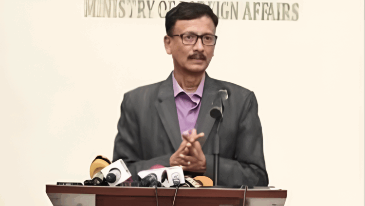 পাকিস্তানের ক্রিকেট সিদ্ধান্ত তাদের নিজস্ব বিষয়: পররাষ্ট্র উপদেষ্টা